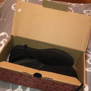 New Old school all black vans